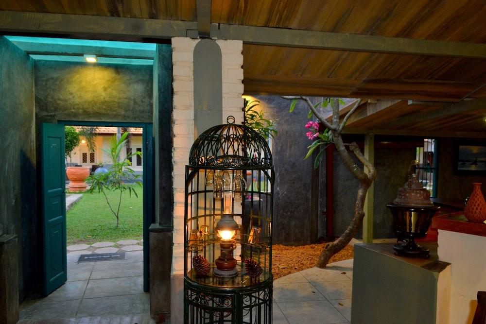 Morning Star Resorts Negombo Extérieur photo